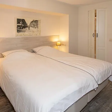 Sleep&stay Floris Iv Appartement *